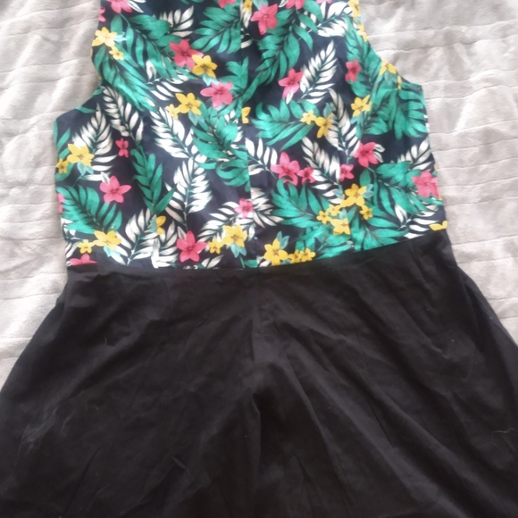 Tropical Retro Plus Romper - Picture 2 of 2